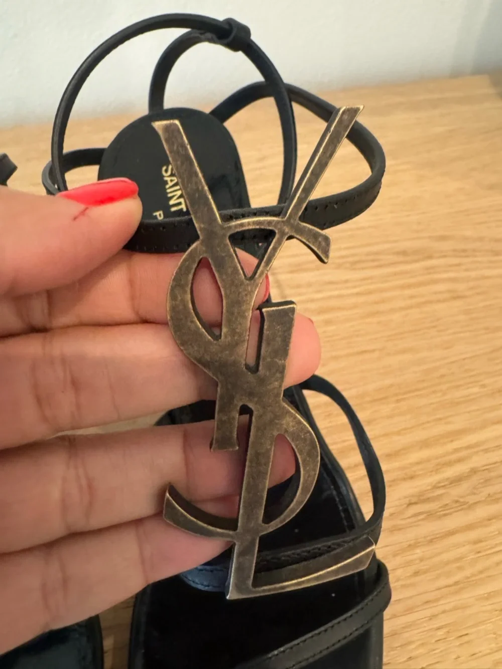 Saint Laurent Black Logo T-Strap Stiletto Sandals - Picture 14 of 16